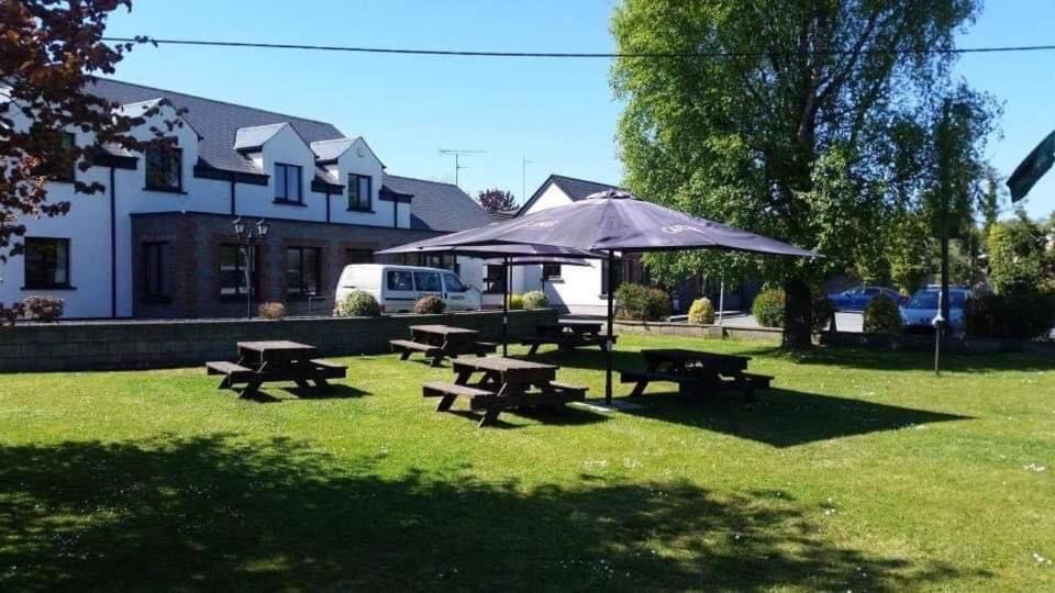 Balreask Bar, Restaurant & Guest Accommodation Navan Exterior photo